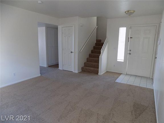 5th image of 10212 Asti Pl