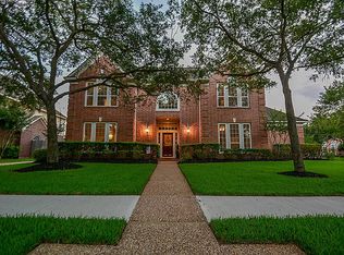 4011 Oak Shadows Ct, Sugar Land, TX 77479