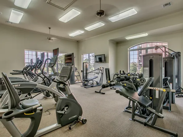 700 15th St Unit 1205, Tuscaloosa, AL 35401