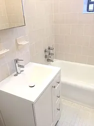 Rented by City Prime Commercial Realty 