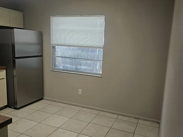 3137 Huron Ave #B — Photo 1