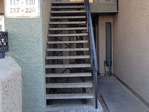 4th image of 2935 N 68th St Unit 219