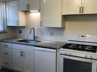 1865 Langham Rd, Columbus, OH 43221