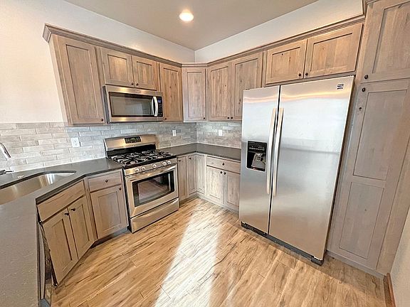 5th image of 2722 Cobblestone Pl Unit A