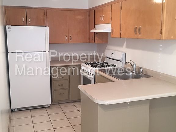 2nd image of 617 N Columbus St