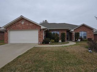 11174 Meadows Dr, Flint, TX 75762