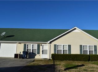 1150 Doak Rd APT C2, Manchester, TN 37355