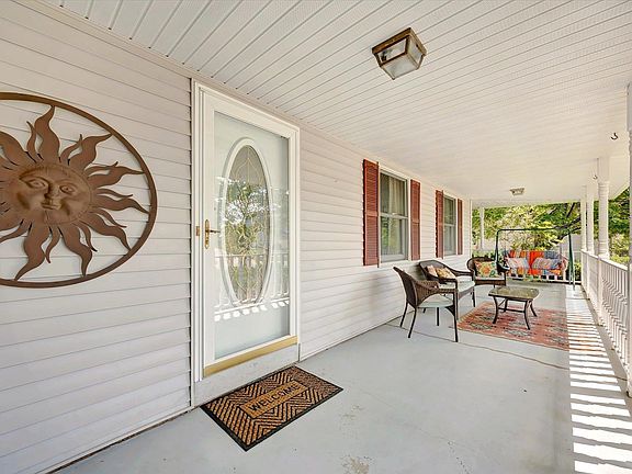 4th image of 2811 E David Dr
