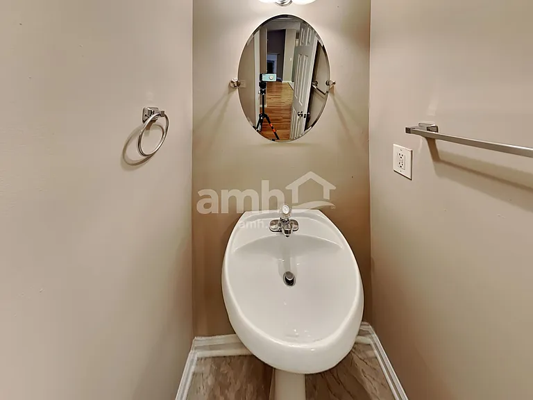 2376 Rimmele Dr — Photo 17