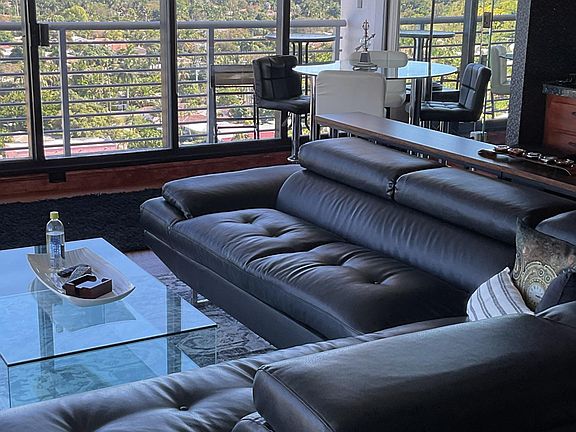 ALL GLASS WALLS TO THREE TERRACES