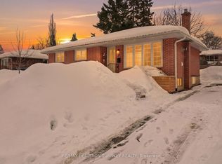 27 Marion Cres, Barrie, ON L4M 2L4