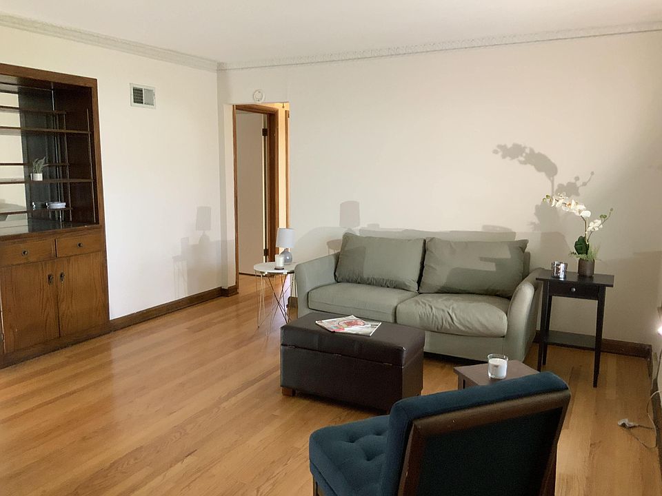 2nd image of 4949 N 73rd St