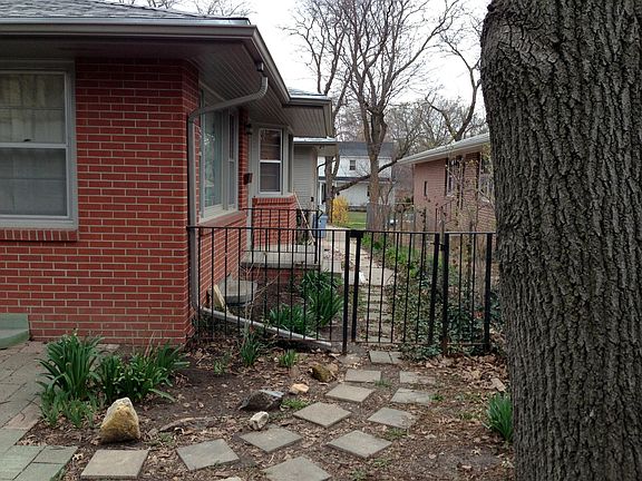 3rd image of 3603 Woods Ave