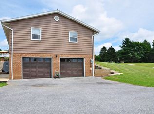 17050 Keeney Mill Rd, New Freedom, PA 17349