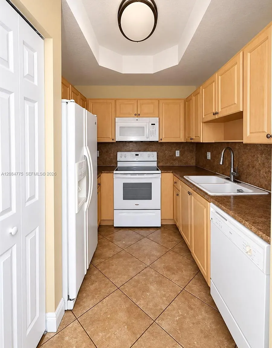 Villas At Harbor Isles Co — Photo 4