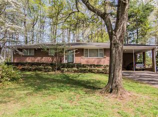 245 Holly Dr, Spartanburg, SC 29301