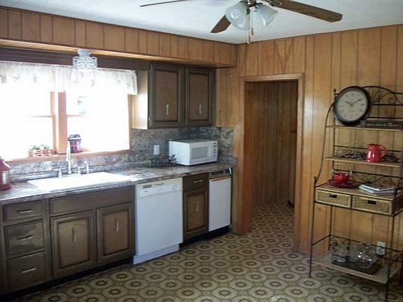 4th image of 29 E Reel Ave