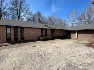 9 Rye Ct, Macomb, IL 61455