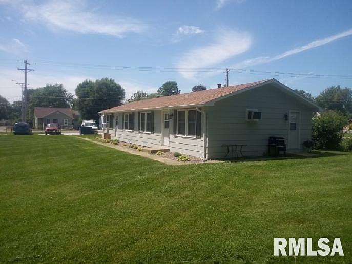 2nd image of 220-222 N Main St