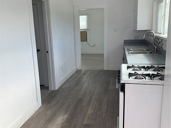 2nd image of 315 W Colton Ave #1/2