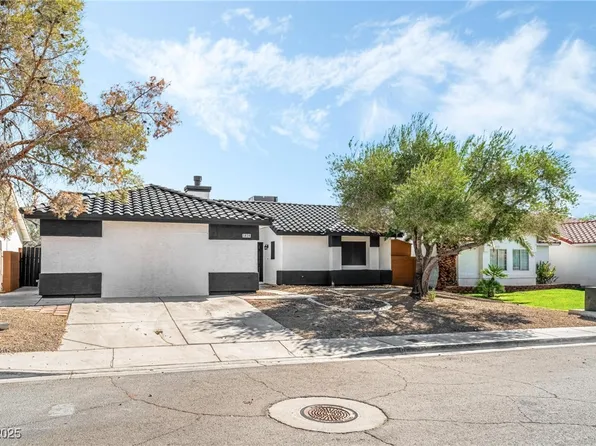 5838 Berry Hill Ln, North Las Vegas, NV 89031