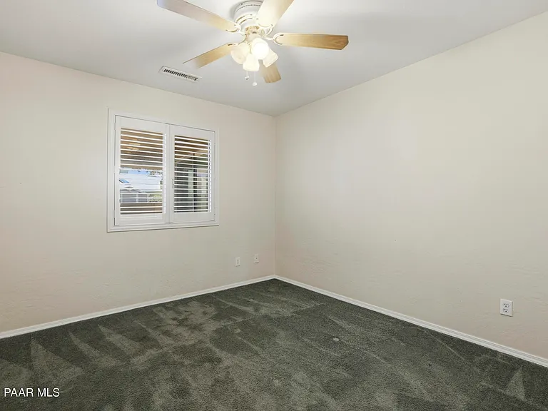 7451 Granite — Photo 15