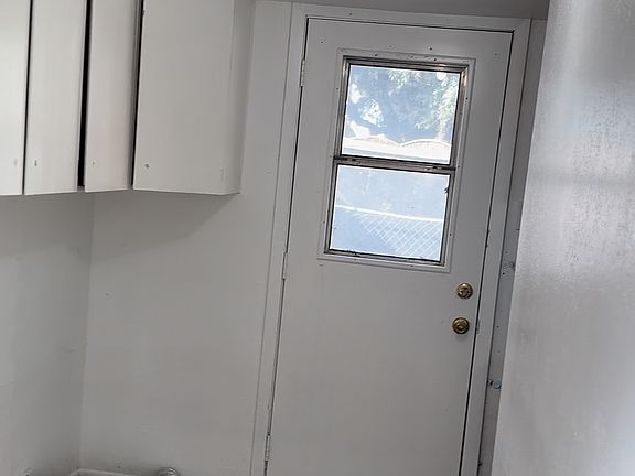 3rd image of 1428 Chicago Ave #1428