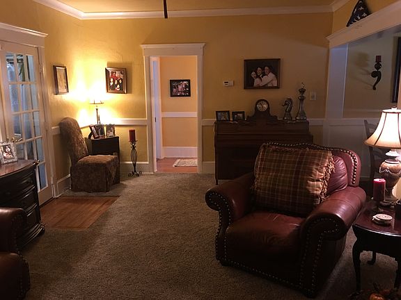 2nd image of 328 New York Ave