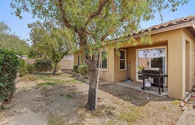 49599 Pacino St — Photo 14