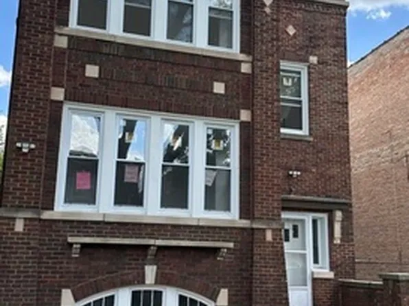 2101 Gunderson Ave #2, Berwyn, IL 60402