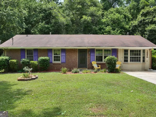 1094 Skylark Dr, Morrow, GA 30260