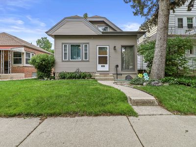 212 N 74th St, Milwaukee, WI, 53213