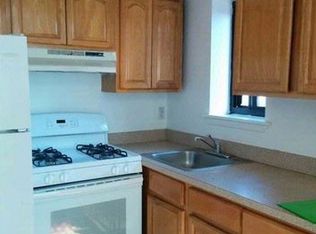 5422 73rd Pl APT 3R, Maspeth, NY 11378