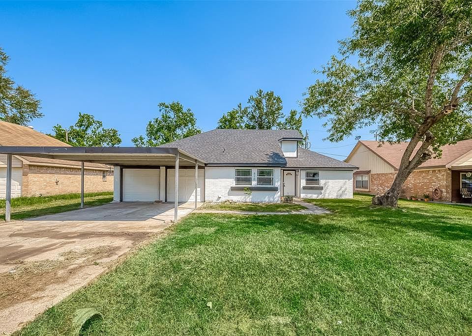 1st image of 510 Evergreen Drive
