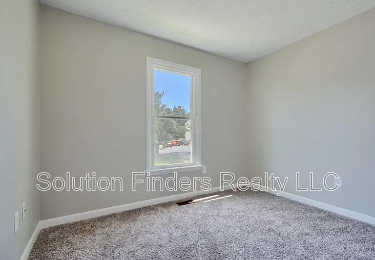 3419 Clairborne Way — Photo 17