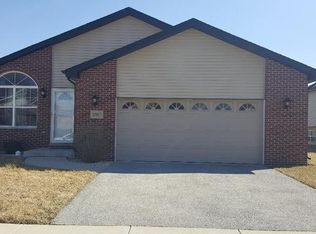 14909 Albany Ave, Markham, IL 60428