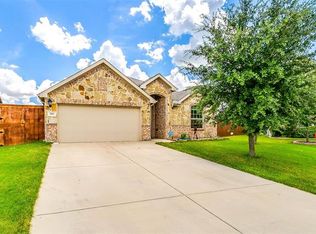 1361 Broadmoor Dr, Burleson, TX 76028