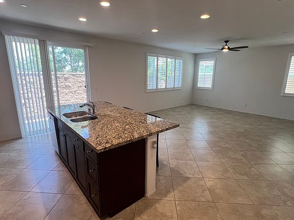 4th image of 2859 Menorca Cir