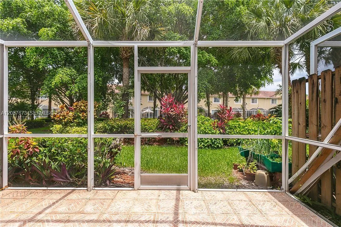 3635 San Simeon Cir — Photo 2