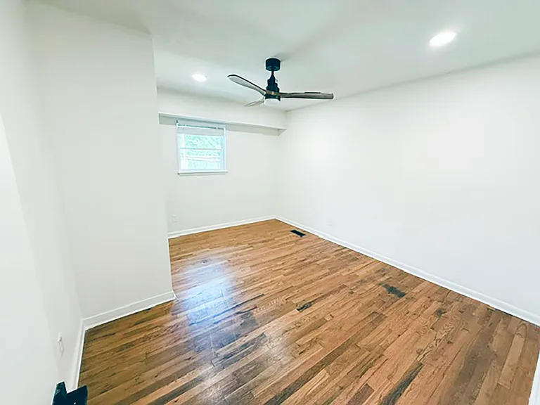 412 A Ave — Photo 16