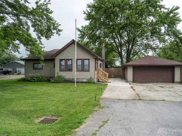6734 Upper Jamestown Rd, Jeffersonville, OH 43128