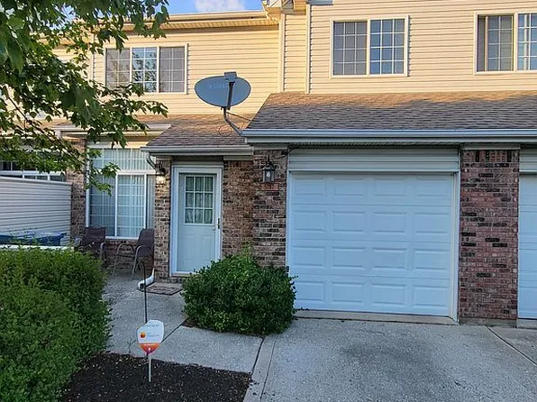 5767 Volta Dr, Indianapolis, IN 46254