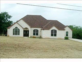 5th image of 128 Deep Woods Dr