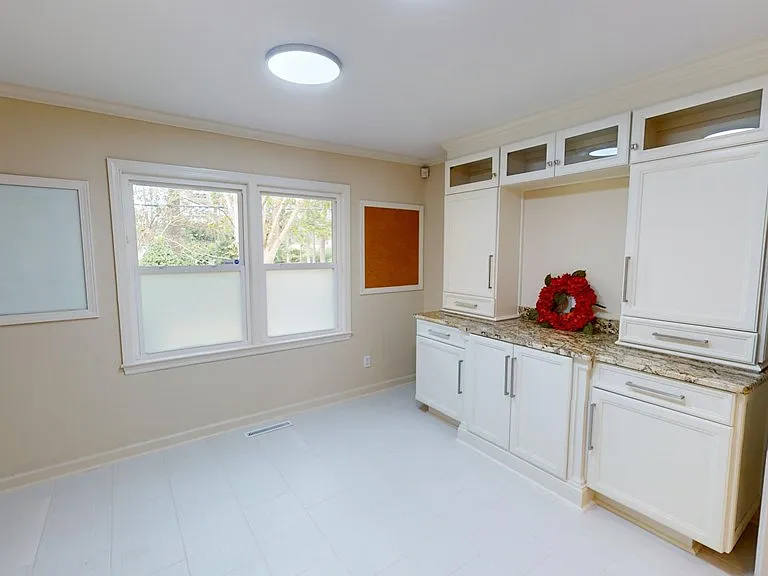 311 Junius St — Photo 14