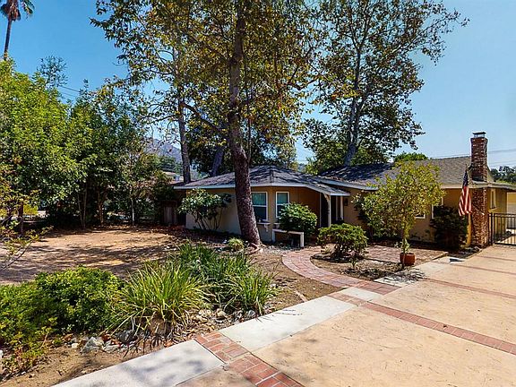 2nd image of 1740 Del Valle Ave