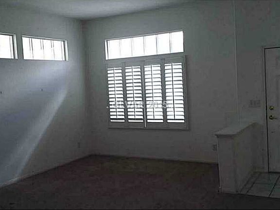 3rd image of 10098 Diving Duck Ave