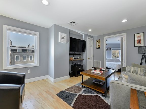 3rd image of 11 Telegraph St #2