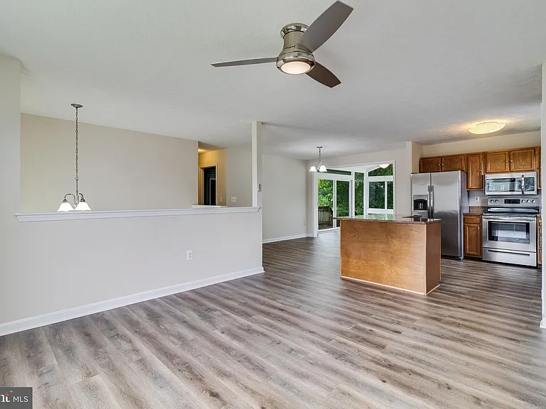 35530 Golf Course Dr — Photo 7