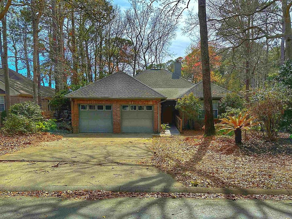 1st image of 3174 River Bluff Ln.