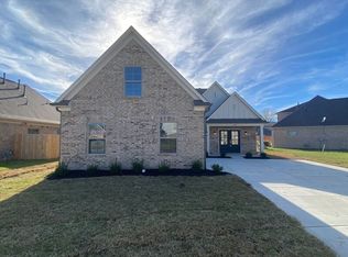 4933 Reunion Ct, Walls, MS 38680